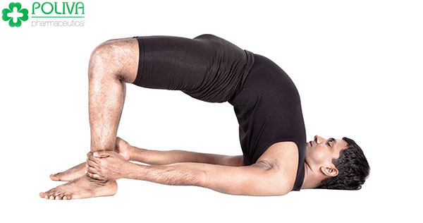 Tư thế Yoga ưỡn người giúp nam giới hạn chế xuất tinh sớm