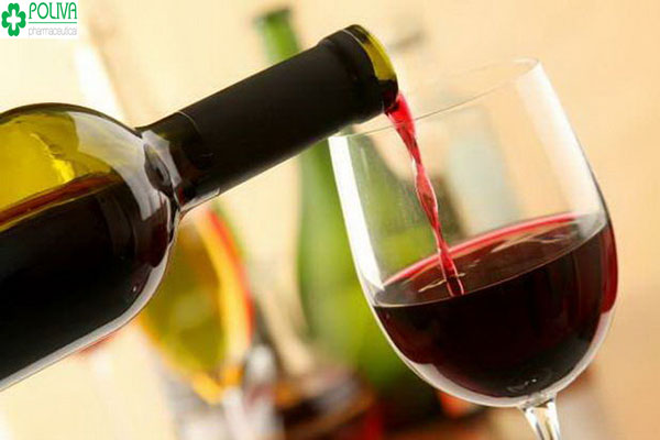 Uống một chút rượu vang có thể khơi gợi sự ham muốn và cảm giác gần gũi.