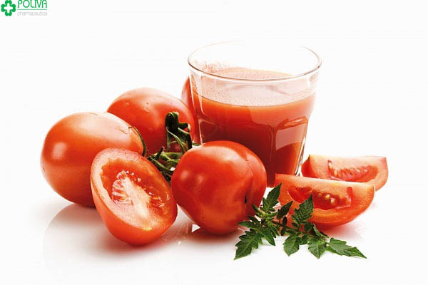 Nước ép cà chua cung cấp nhiều vitamin A, vitamin C
