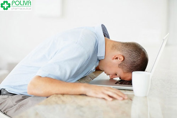 Người bị mặc bệnh Hoạt tinh thường rất mệt mỏi, khó tập trung làm việc.