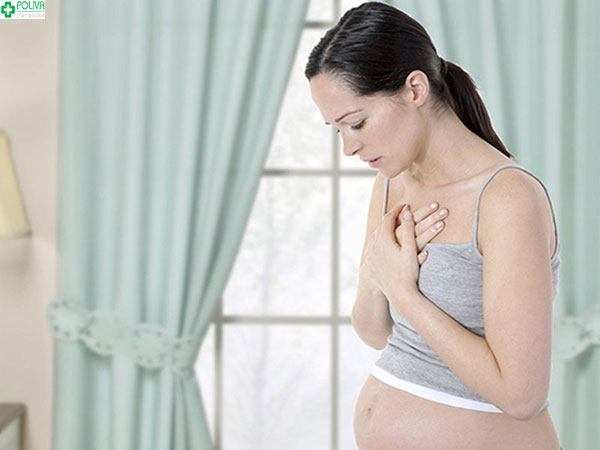 Thai nhi lớn từng ngày là một trong những nguyên nhân dẫn tới triệu chứng xót ruột khi mang thai