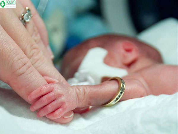 Sinh non và những vấn đề liên quan đến sinh non