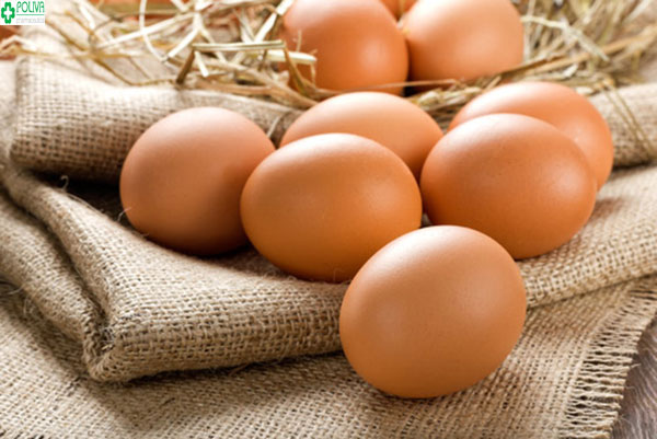 Phụ nữ sinh mổ chỉ nên ăn 1-2 quả trứng gà mỗi ngày là đủ