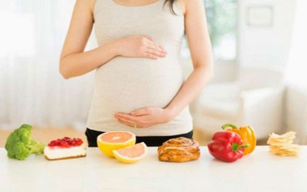 Mẹ bầu bị ốm nghén nên ăn gì “xóa tan” cơn nghén thai?