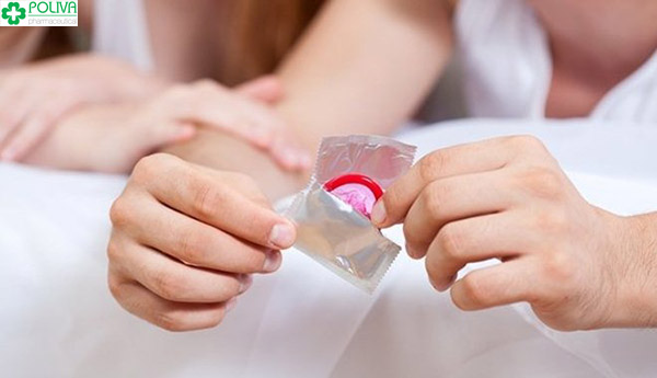 Mới sinh, phụ nữ nên lựa chọn phương pháp tránh thai là dùng bao cao su thay vì uống viên khẩn cấp