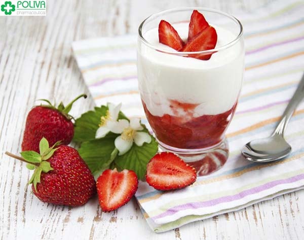 Greek yogurt kết hợp cùng trái cây