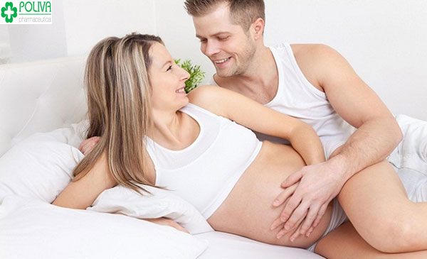 Không nên quan hệ vợ chồng đặc biệt là trong 3 tháng đầu của thời kỳ mang thai