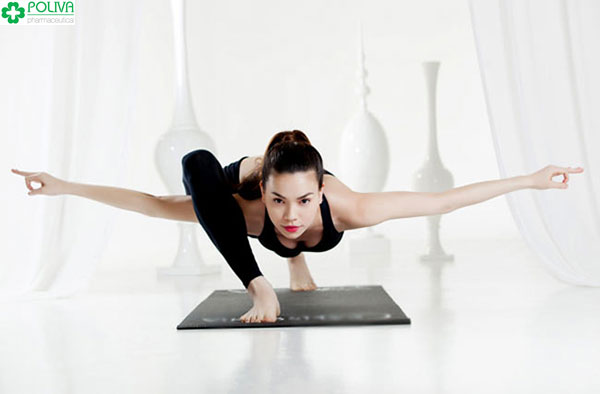 Tập luyện yoga giúp phái nữ cân bằng nội tiết tố giảm tình trạng khô hạn