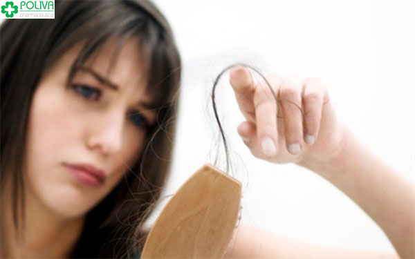 Rụng tóc sẽ tìm đến khi chị em bị rối loạn nội tiết tố