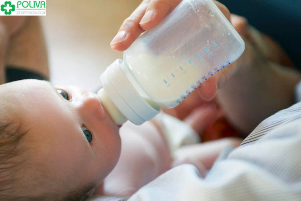 Dưới 6 tháng trẻ chỉ cần uống sữa là đủ dinh dưỡng