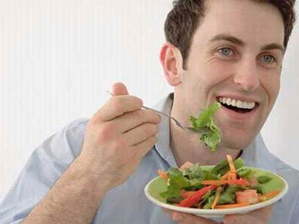 Ăn nhiều rau xanh giúp mùi vị tinh trùng dễ chịu hơn